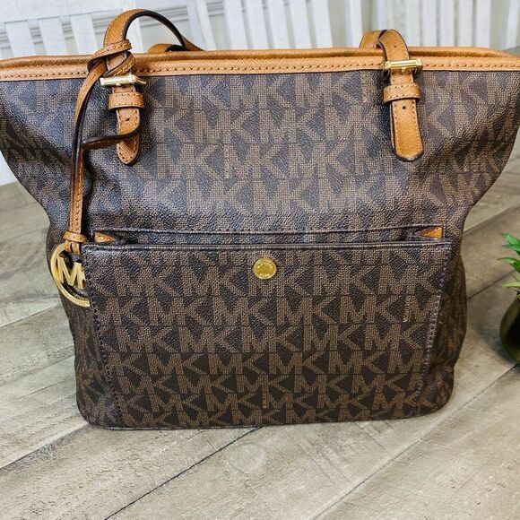 Michael Kors Preloved Jet Set Travel Large Tote Brown Size Large - Picture 2 of 11